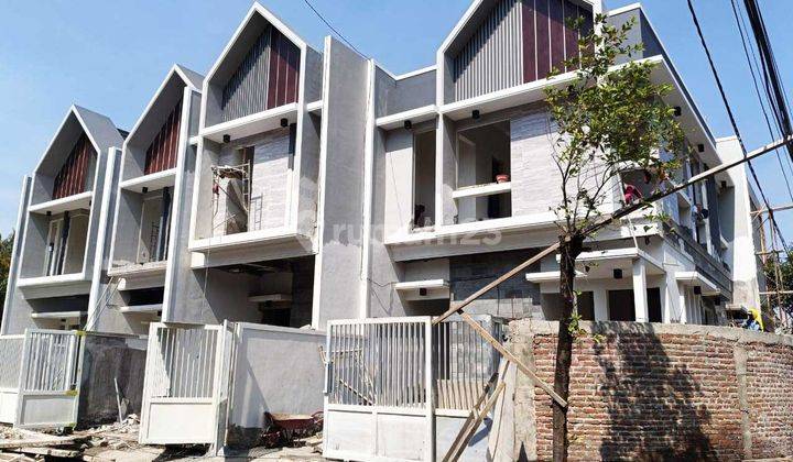 Rumah Baru Gress di Tenggilis Tengah Surabaya Selatan, 2 Lantai, Minimalis 1