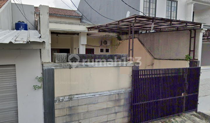 Kalibata South - 2 Km to Station - 2-Storey House in Complex - 2-Car Road - 3 Km to Toll Road 2