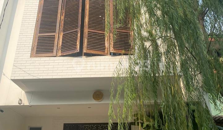 Cilandak 1 Km ke Stasiun MRT - Rumah Siap Huni - Komplek - Jalan 2 Mobil