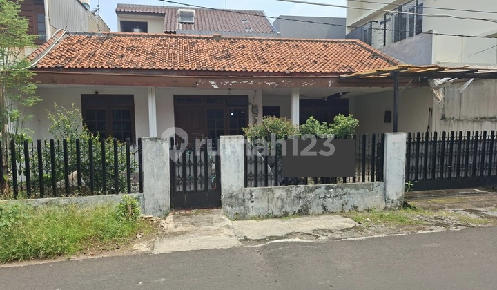 PONDOK LABU - RUMAH TUA - MURAH SEKALI!! -KOMPLEK - JALAN 2 MOBIL - 2 KM KE MRT PONDOK LABU - RUMAH TUA - MURAH SEKALI!! -KOMPLEK - JALAN 2 MOBIL - 2 KM KE MRT