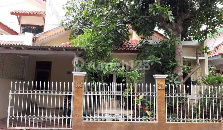 Pisangan Ciputat Timur - Rumah Siap Huni Komplek - Jalan 2 Mobil - Lingkungan Tenang Pisangan Ciputat Timur - Rumah Siap Huni Komplek - Jalan 2 Mobil - Lingkungan Tenang