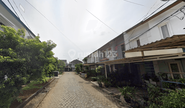 Cinere 500 Mtr Ke Pintu Tol Rumah Siap Huni 2 Lt Townhouse Jalan 2 Mobil  2
