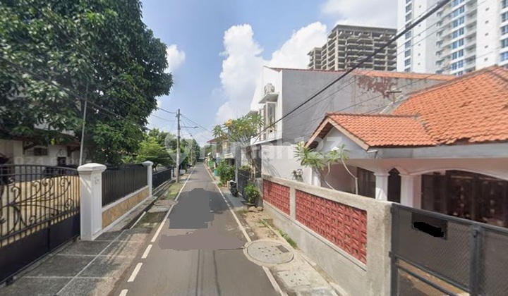 Pondok Labu - 1 Km ke Stasiun MRT - Rumah Komplek -Lingkungan Tenang - Jalan 2 Mobil 2