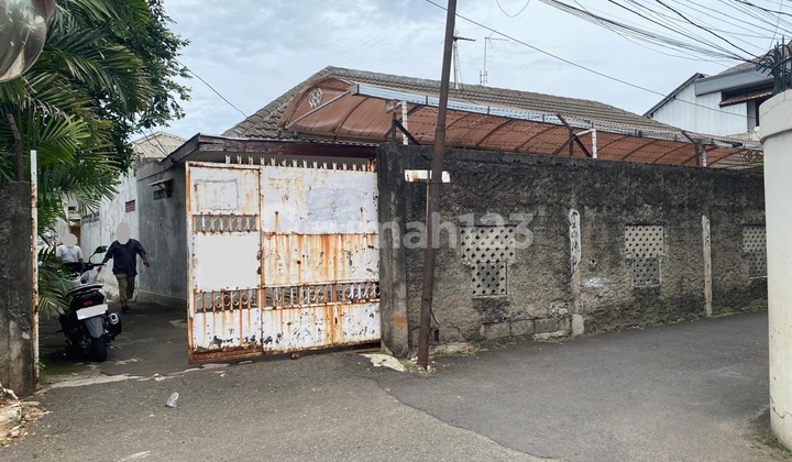 CILANDAK 700 MTR KE STASIUN MRT - RUMAH MURAH SEKALI - JALAN 2 MOBIL 