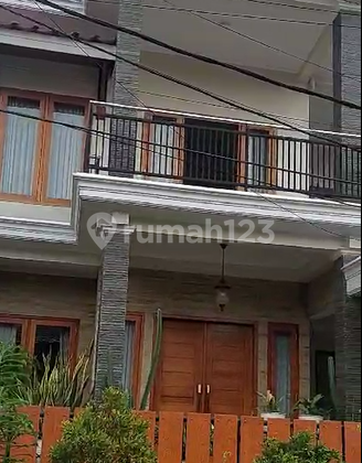 Villa Pamulang Mas - Rumah Siap Huni Cluster - Jalan 2 Mobil - 4 Km ke Tol