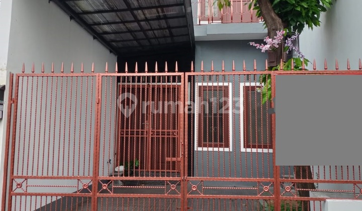 H Nawi - 800 Mtr ke Stasiun MRT - Rumah Siap Huni 2Lt - Jalan 2 Mobil 2