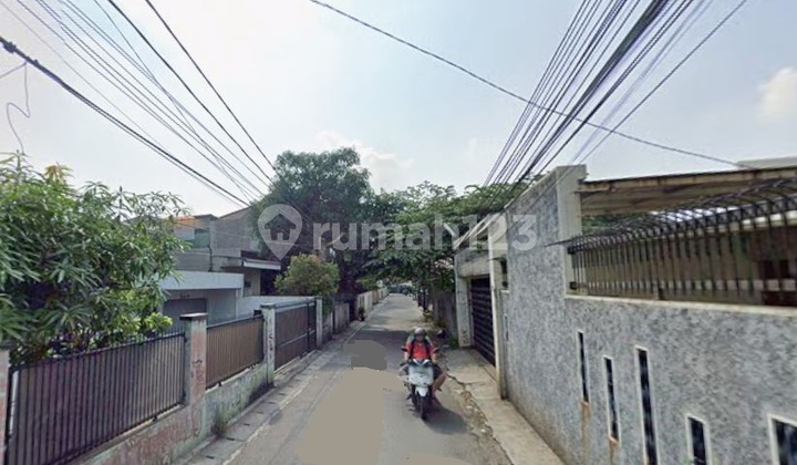 Pangkalan Jati - 1 KM ke Tol Desari - Rumah 1 LT - Jalan 2 Mobil - 4 KM ke MRT 2