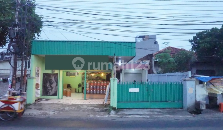 Cipulir - 1 Km ke Stasiun KRL - Kost 18 Kamar - Jalan 2 Mobil - Dekat Halte Transjkt 2