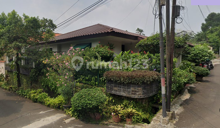 Kemang Selatan - Rumah Mewah - Asri Hook - Bebas Banjir - Jalan 2 Mobil