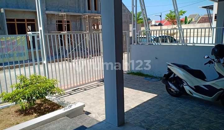 Rumah Bagus Bersih Minimalis( Semi Furnish ) 2