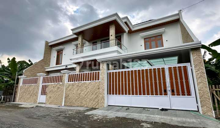Luxury Home With Private Swimming Pool Facilities 2