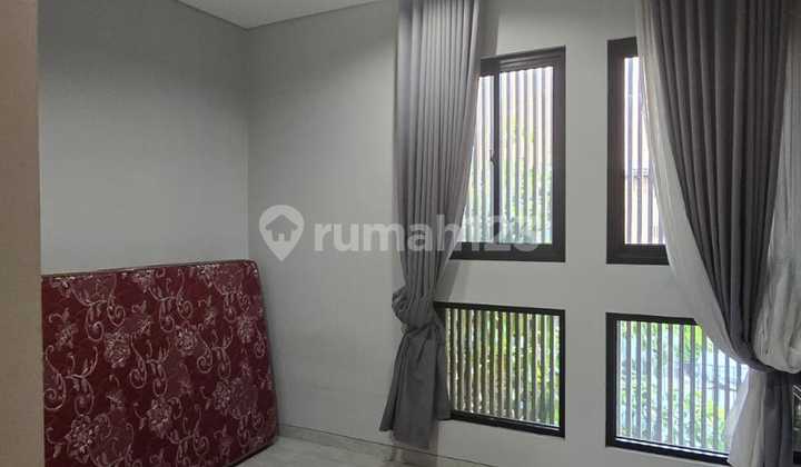 Rumah Bagus Minimalis Full Furnished di Cluster Elite 2