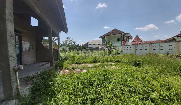 Ruang usaha pinggir jalan utama siap huni 5