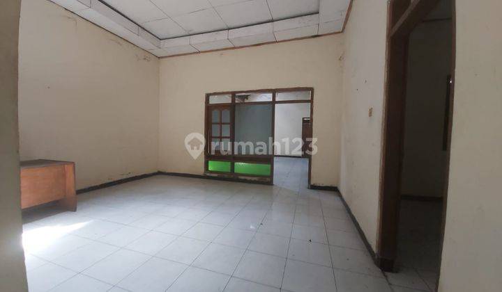 Ruang usaha pinggir jalan utama siap huni 13