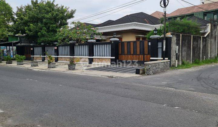 Rumah mewah pusat kota solo dekat mall paragon dan slamet riyadi solo 1