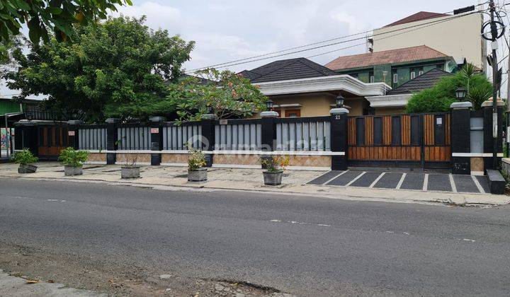 Rumah mewah pusat kota solo dekat mall paragon dan slamet riyadi solo 2