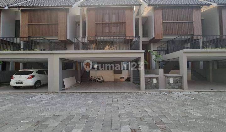 Rumah bagus minimalis modern dalam cluster  1