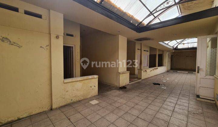 Ruang usaha strategis dekat jalan slamet riyadi 11