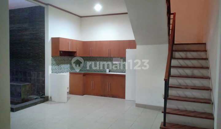 Rumah bagus 2 lantai dalam cluster 3