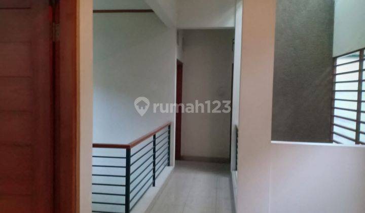 Rumah bagus 2 lantai dalam cluster 5