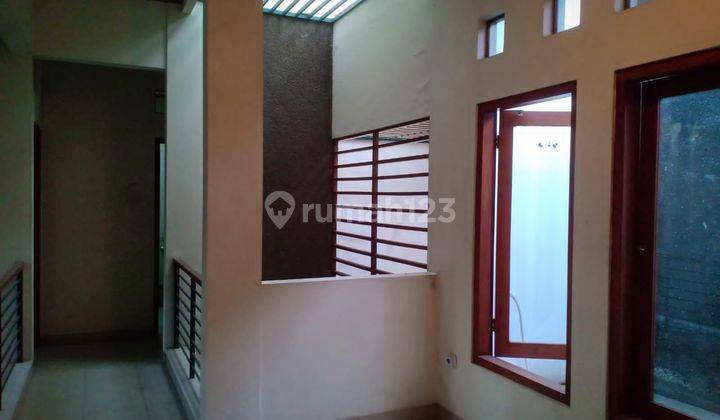 Rumah bagus 2 lantai dalam cluster 7