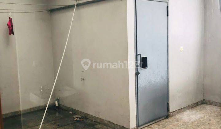 Ruko bagus pinggir jalan utama 4