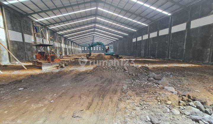 Gudang baru gress siap pakai di kawasan industri 2