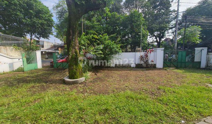 Rumah bangunan classic cocok untuk kantor 3