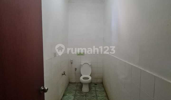 Rumah bangunan classic cocok untuk kantor 11