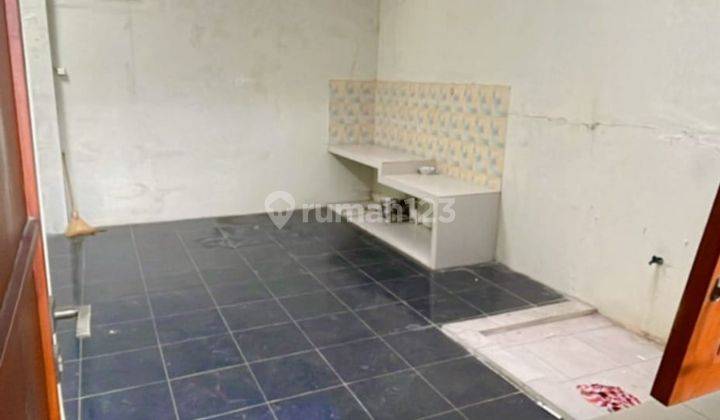 Rumah cantik minimalis dalam cluster 8