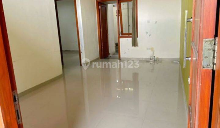 Rumah cantik minimalis dalam cluster 10