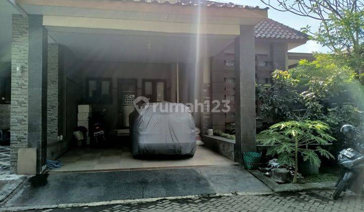 Rumah mewah nan asri, lingkungan paling exclusive 1