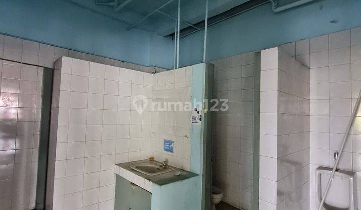 Gedung super strategis di jantung kota lokasi premium dan ramai untuk bisnis dan perkantoran, 14