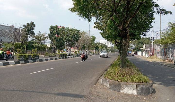 Ruko bagus siap huni pinggir jalan utama 2