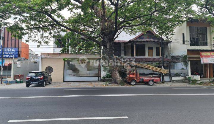 Rumah, ruko, atau ruang usaha strategis di jalan veteran solo 1