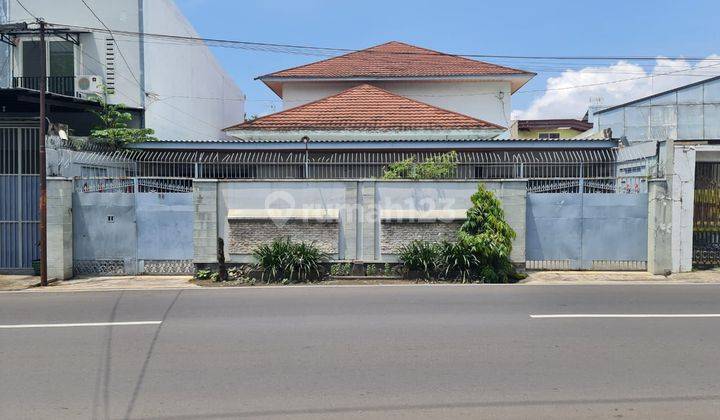 Rumah bagus siap pakai di pinggir jalan utama 1