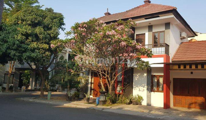 Rumah bagus bersih siap huni dalam cluster elite 2
