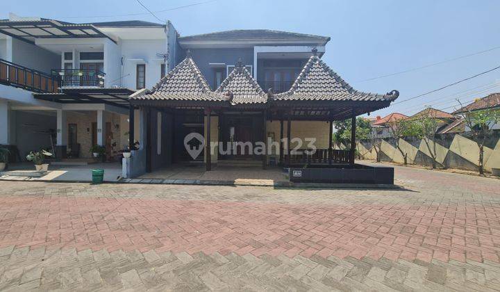 Rumah bagus siap huni dalam cluster elite 1