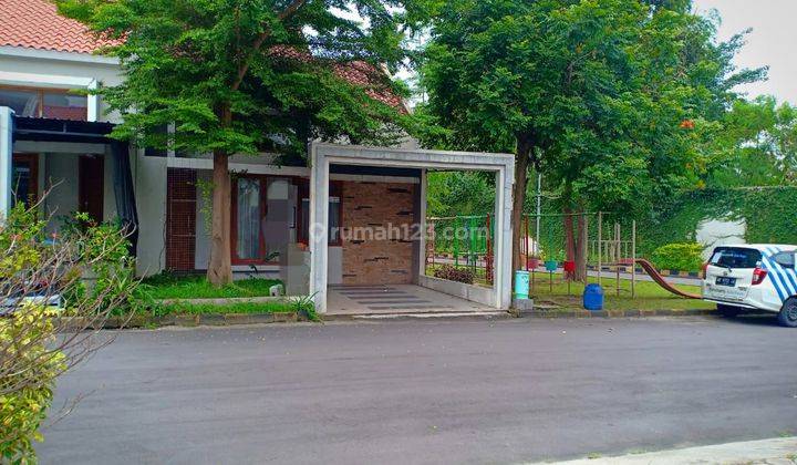 Rumah minimalis dalam cluster elite 1