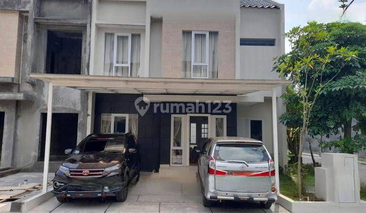 Rumah bagus mewah minimalis 2 lantai full furnish 1