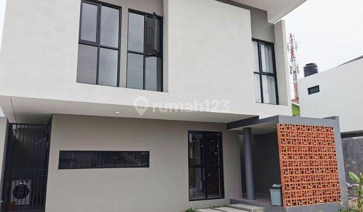 Rumah minimalis 2 lantai
Dengan Perabota 1