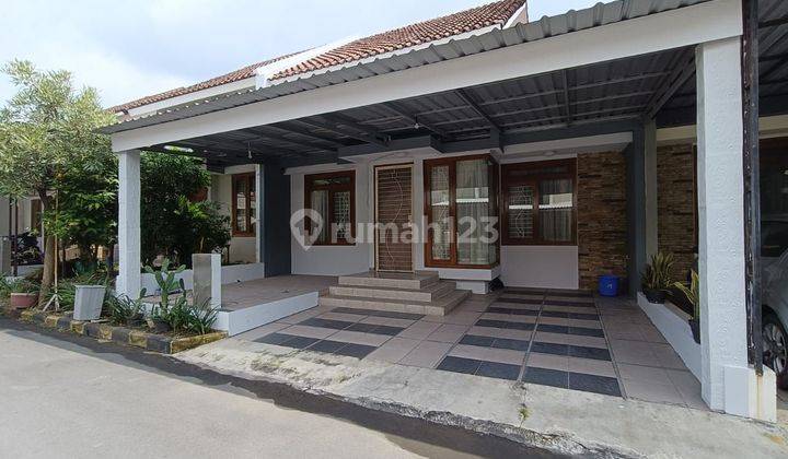 Rumah cantik minimalis dalam cluster 1