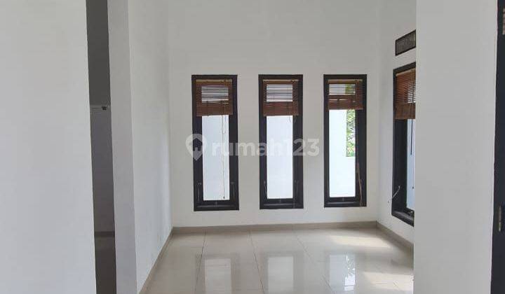 Rumah bagus di cluster elite manahan solo 2