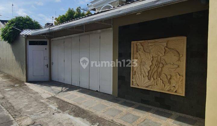 Rumah mewah modern minimalis pusat kota di serengan solo 2