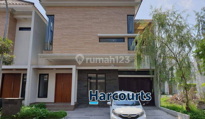 rumah 2 lantai siap huni di perumahan elite cluster exclusive  1