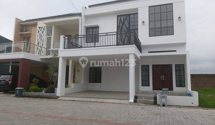 Rumah Cantik Minimalis Dalam Cluster  1