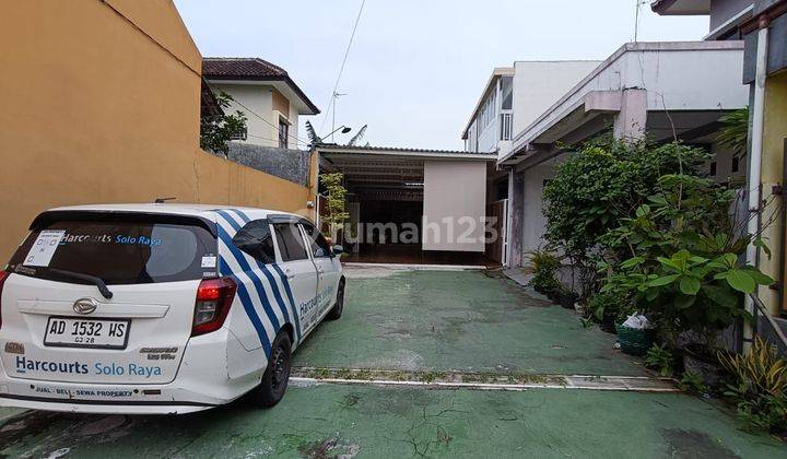 Rumah Cantik Minimalis 2 Lantai Siap Huni 1