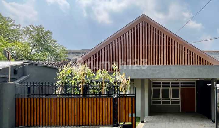 Beautiful House Newly Renovated Fully Furnished