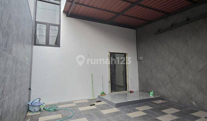 Rumah Cantik Minimalis Di Solo Baru 2