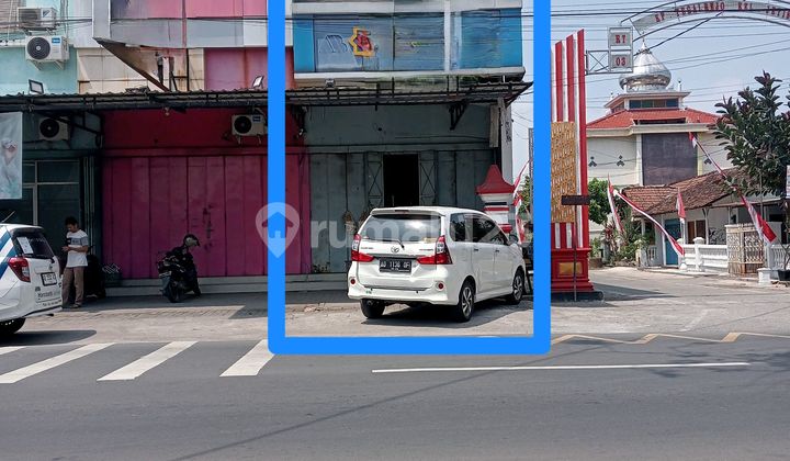 2-Story Shop House by the Road Sukoharjo - Wonogiri